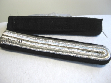 Schulterstück Uniform 2-streifig schwarz-silber